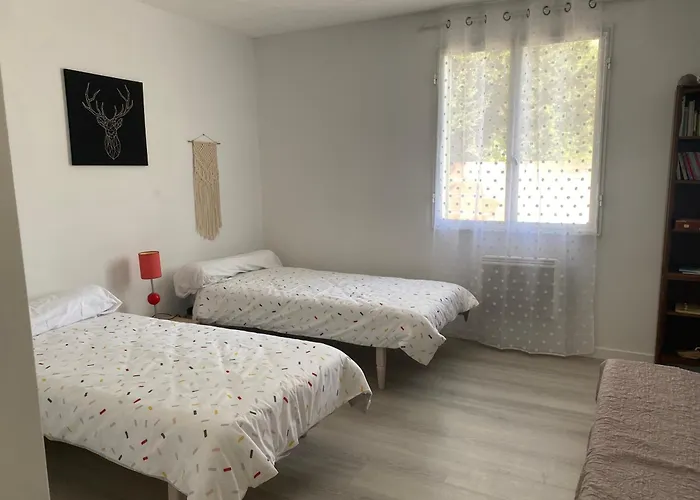 Maison De Vacance 3 * Cailhavel