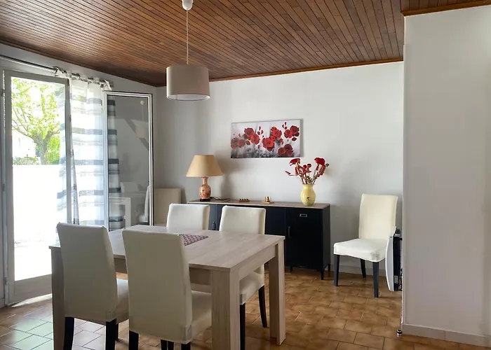 Maison De Vacance 3 Cailhavel